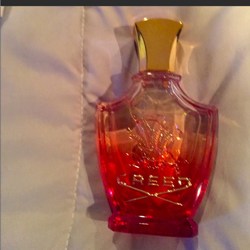Gently Creed Princess w/o the box. Used a handful of times, but no longer using.